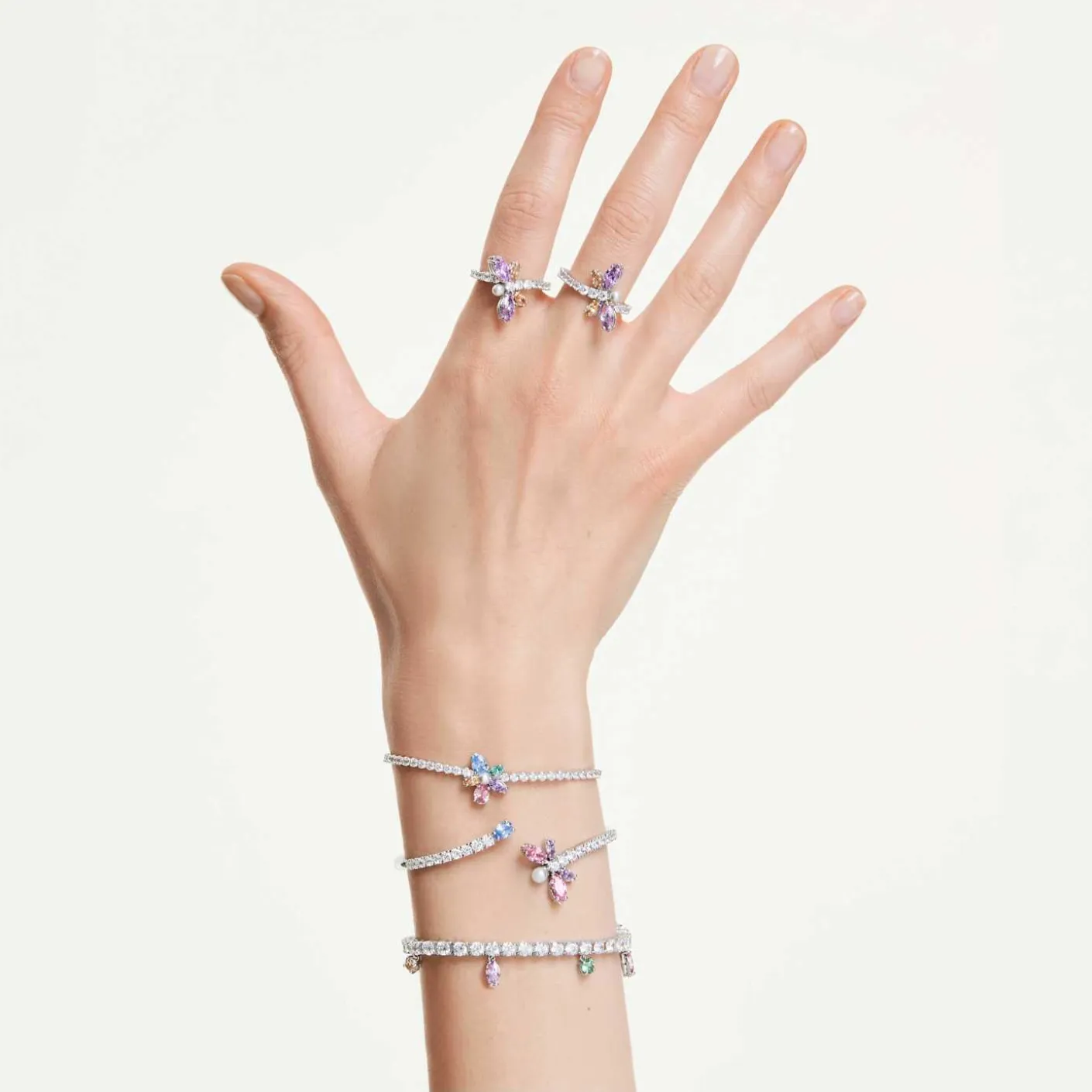 Ariana Grande x Swarovski bangle