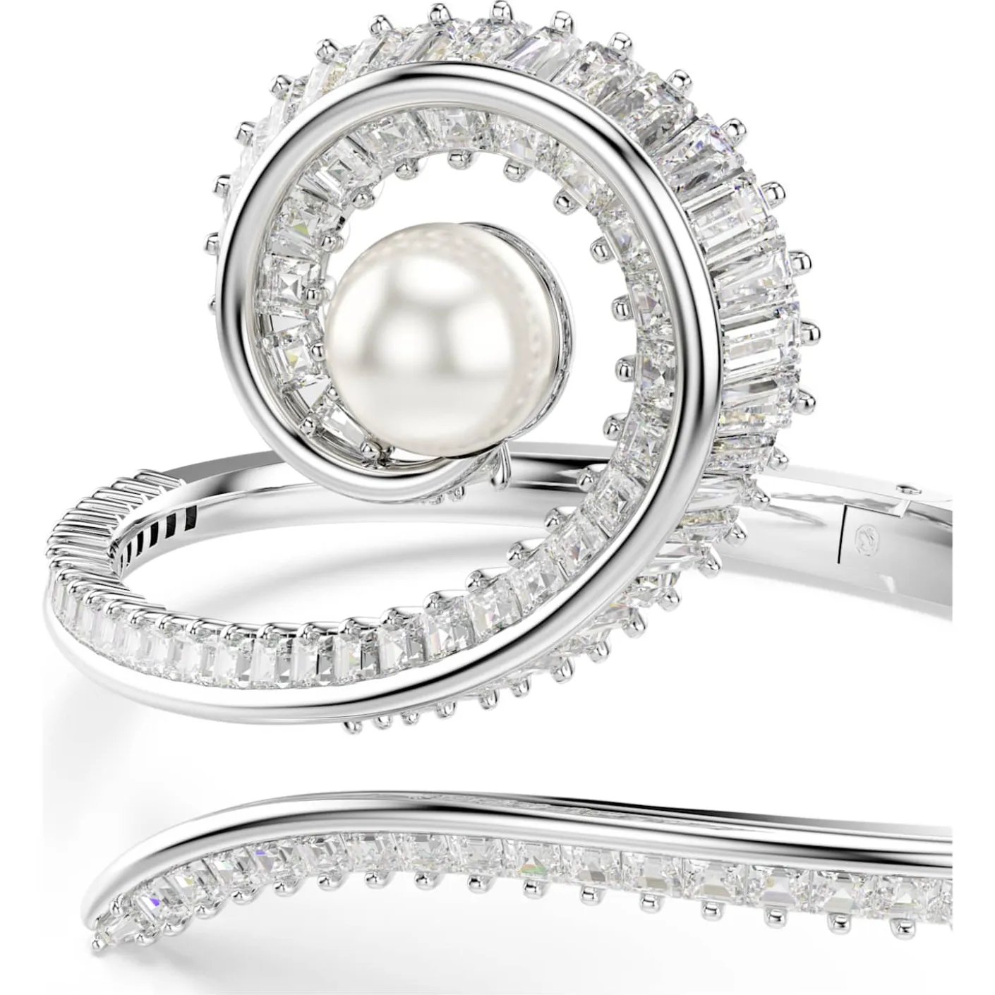 Ariana Grande x Swarovski bangle