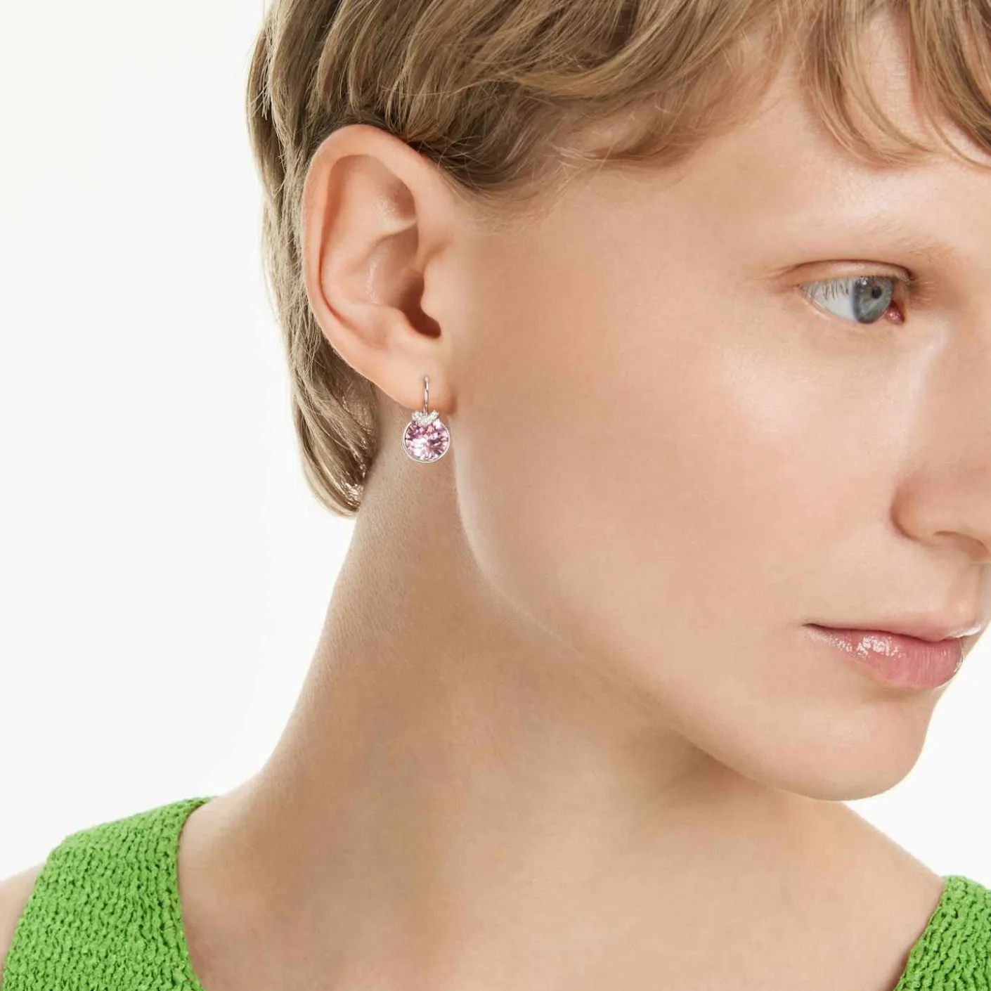 Bella V drop earrings