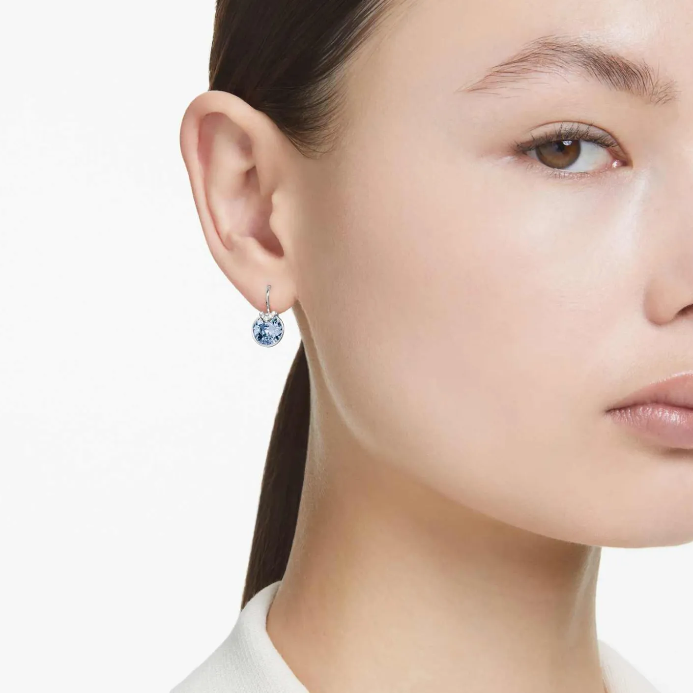 Bella V drop earrings