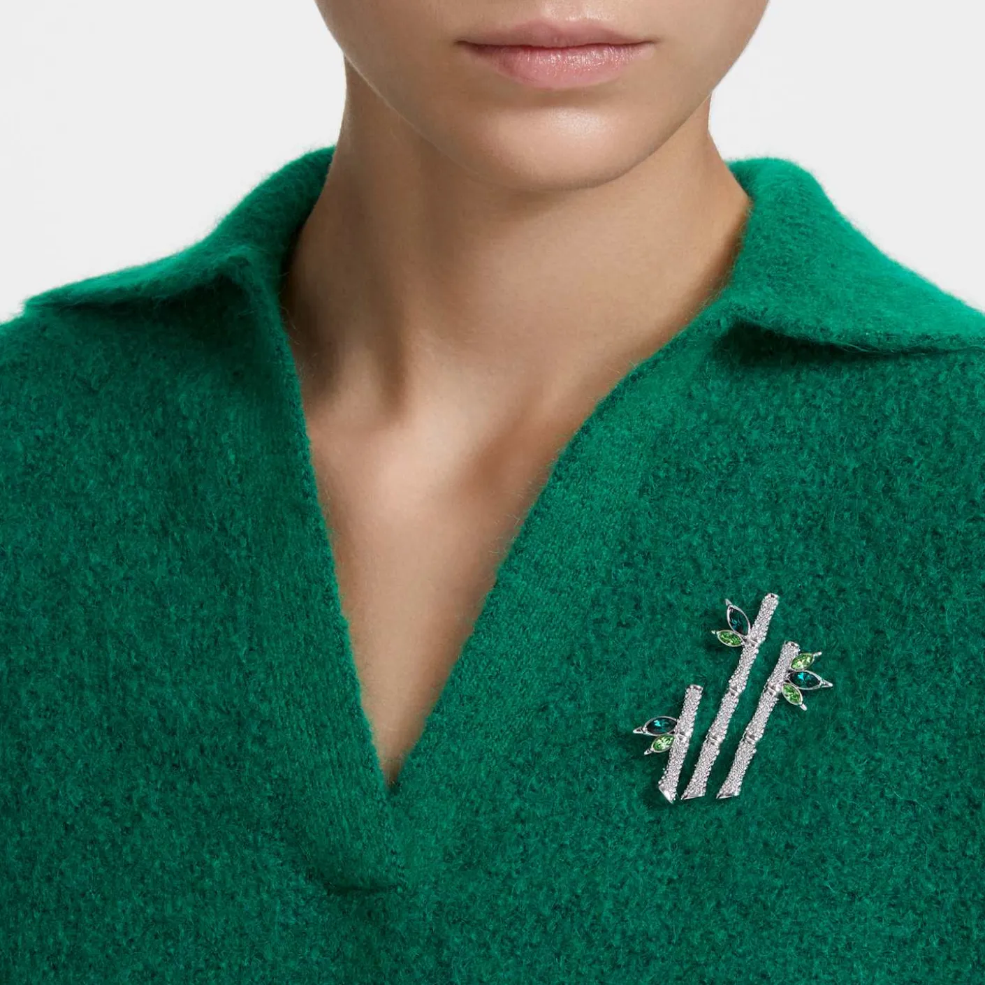 Dellium brooch