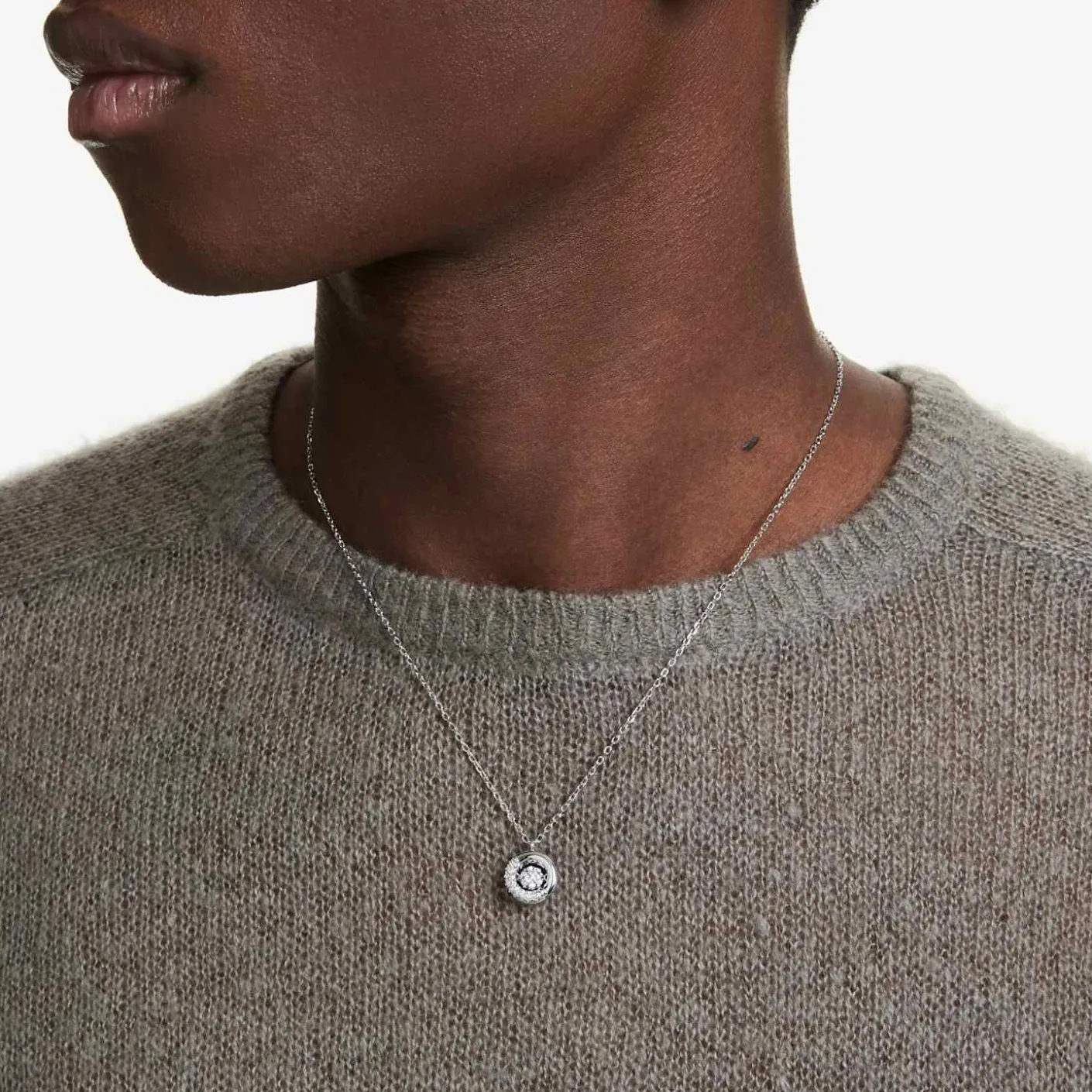 Dextera pendant
