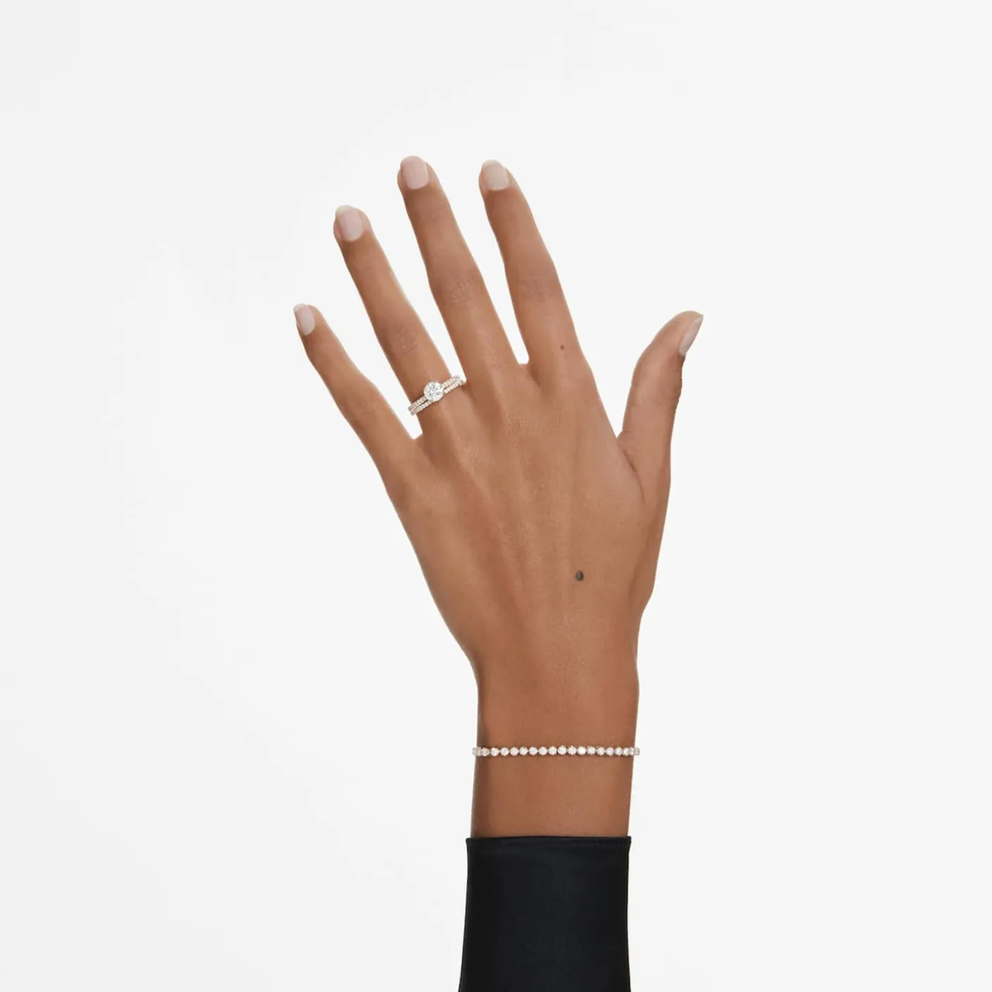 Eternity band ring