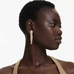 Idyllia drop earrings