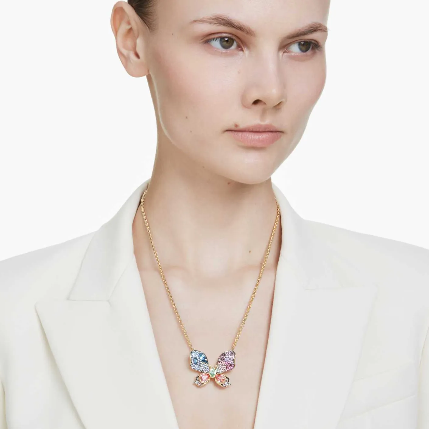 Idyllia pendant and brooch