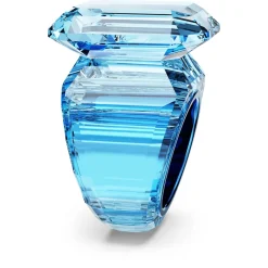 Lucent cocktail ring