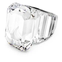 Lucent cocktail ring