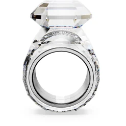 Lucent cocktail ring