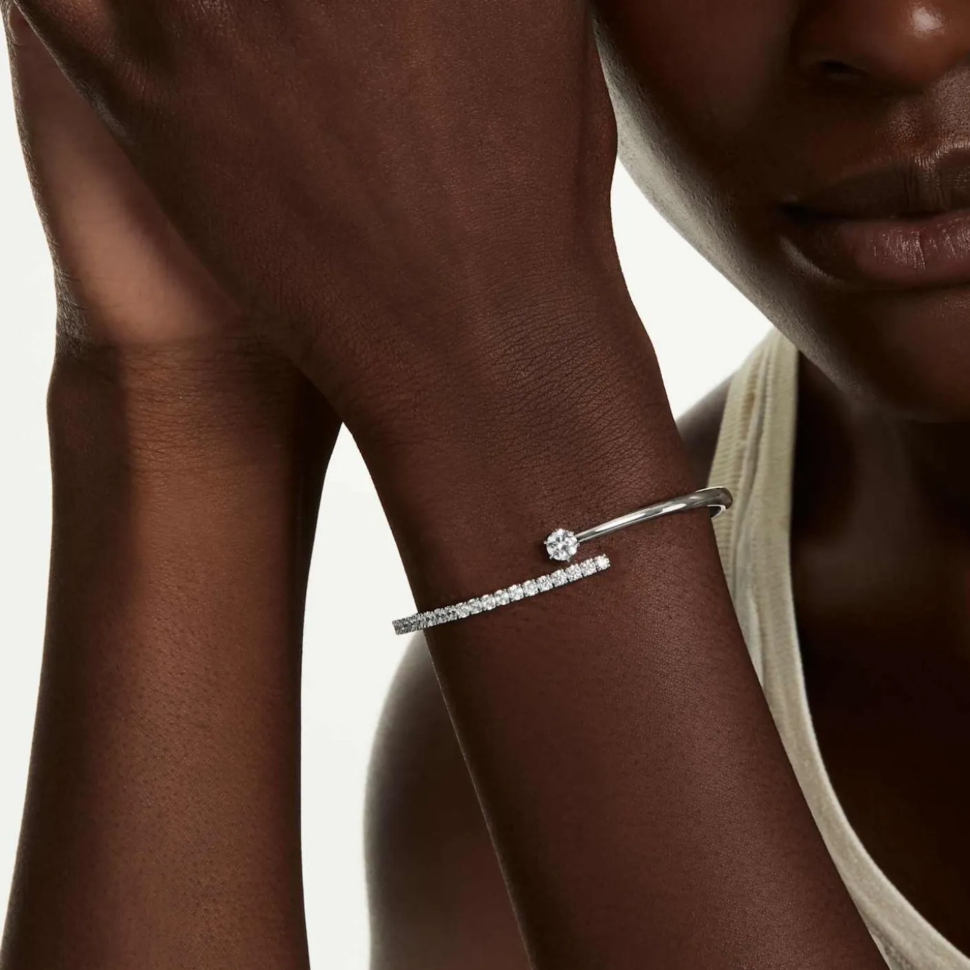 Matrix bangle