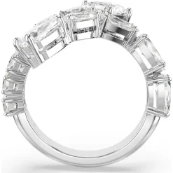 Matrix ring