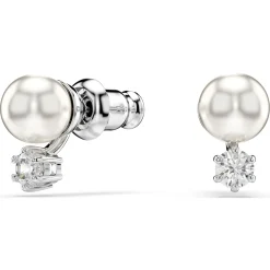Matrix stud earrings