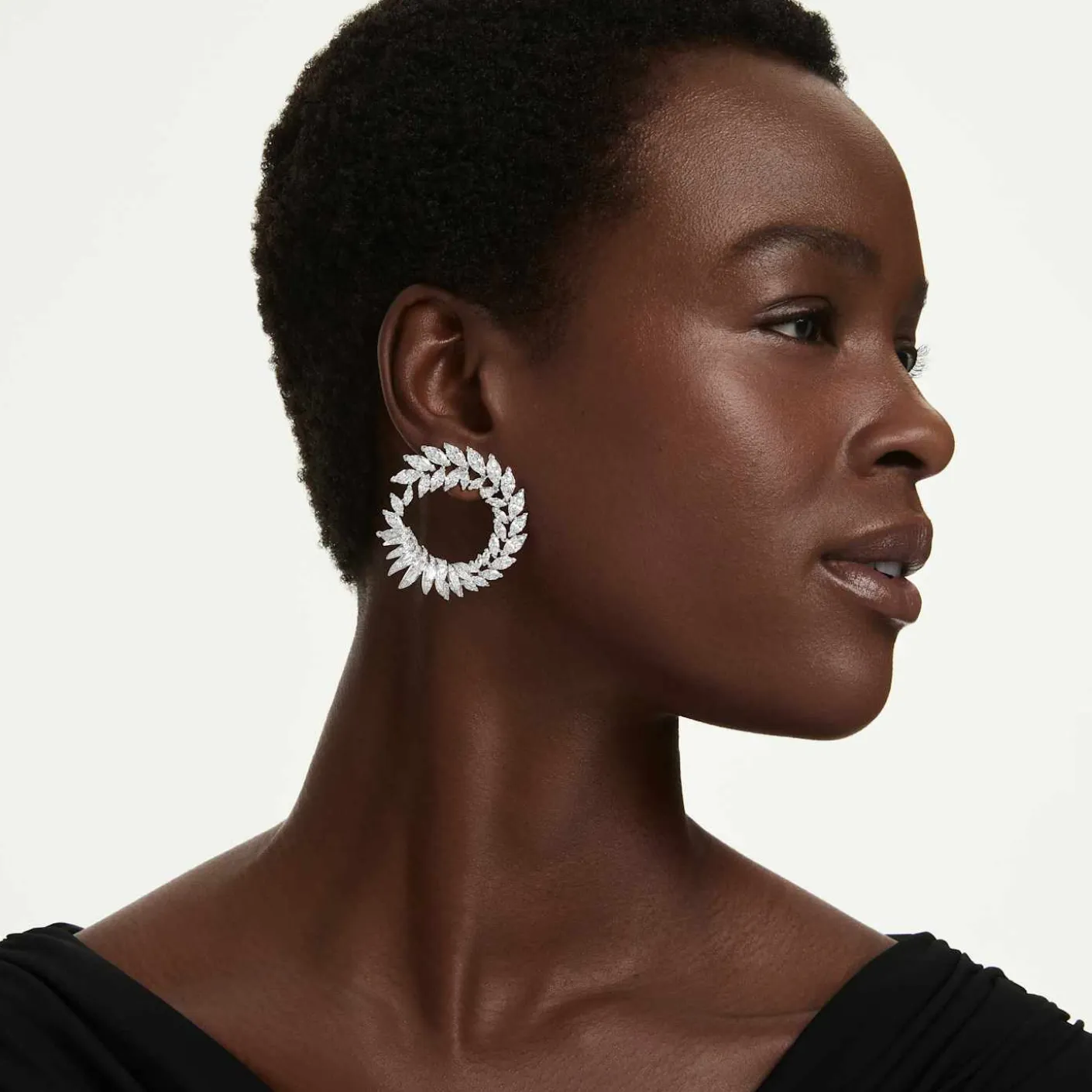 Mesmera hoop earrings