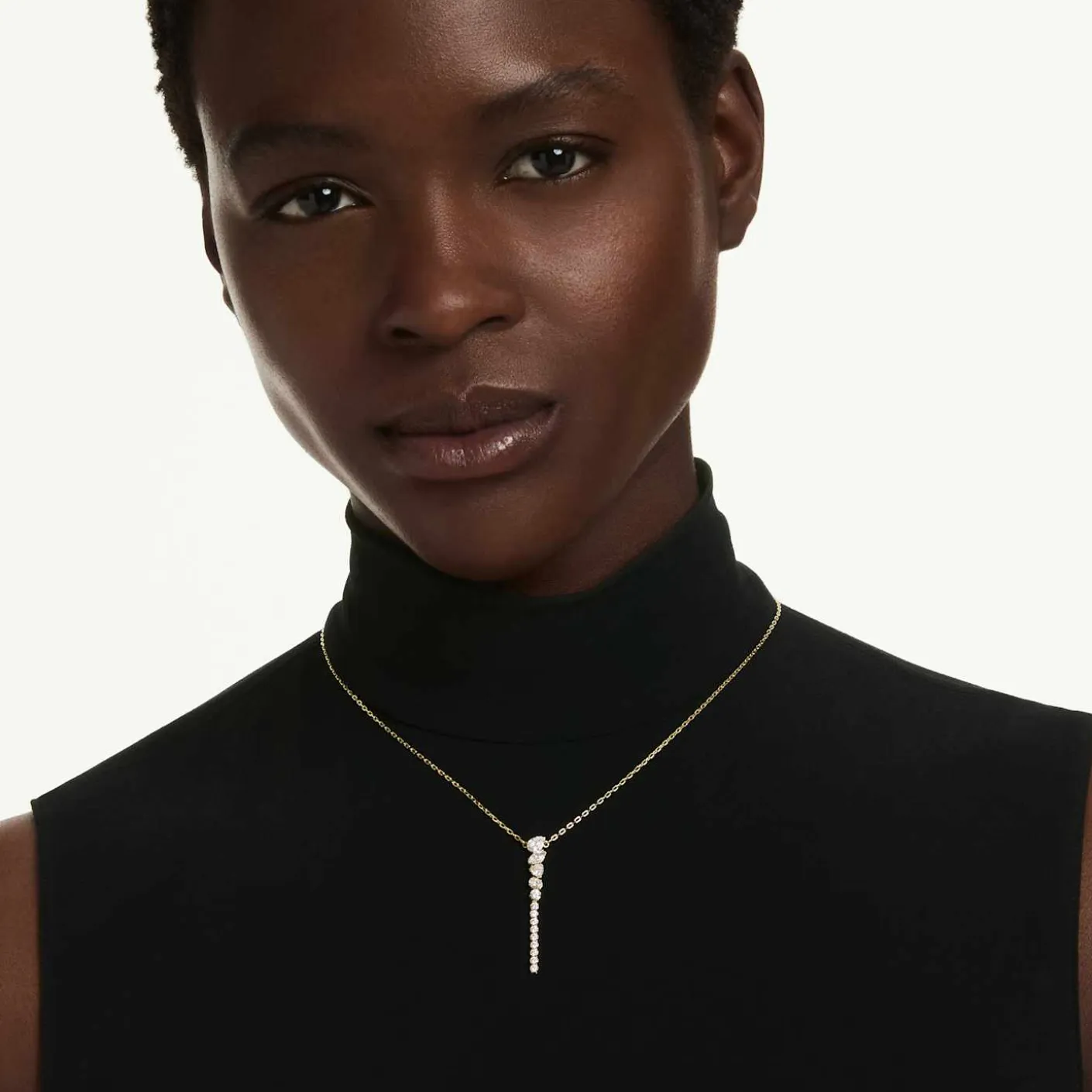 Mesmera Y necklace