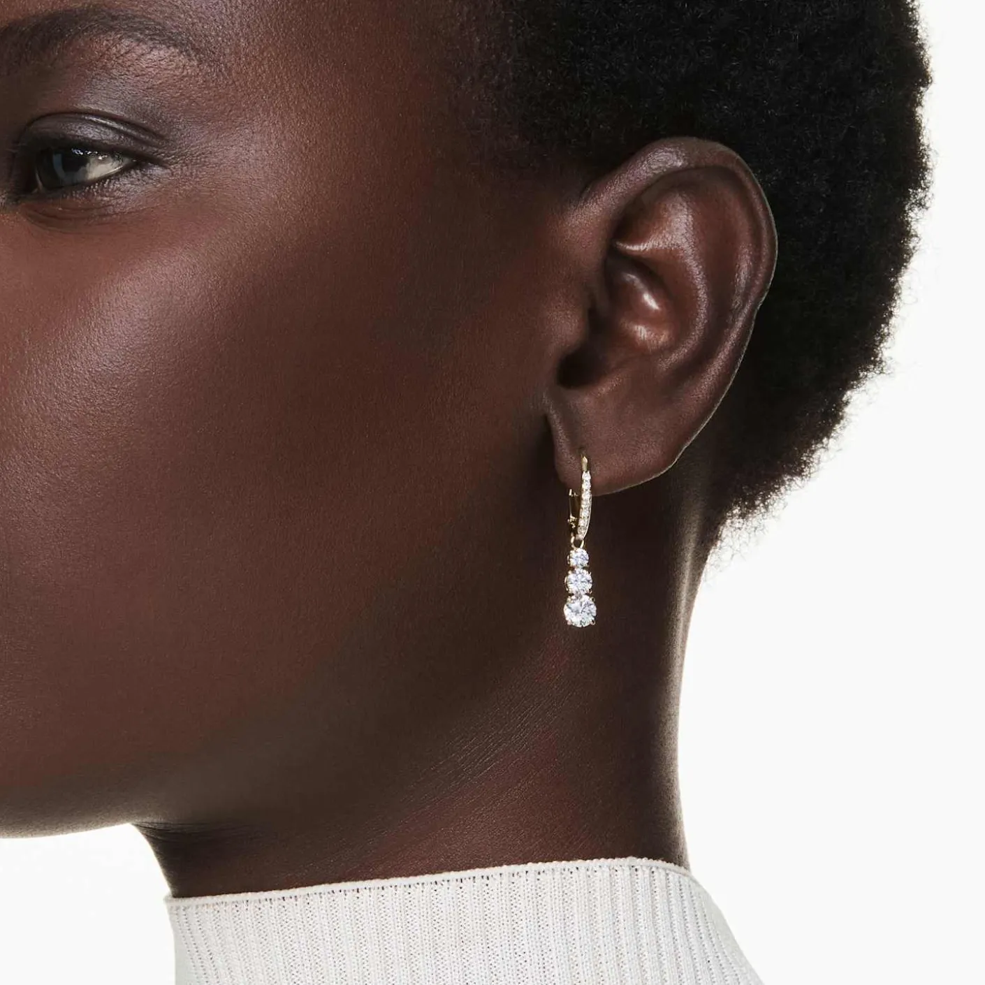 Stilla Attract hoop earrings