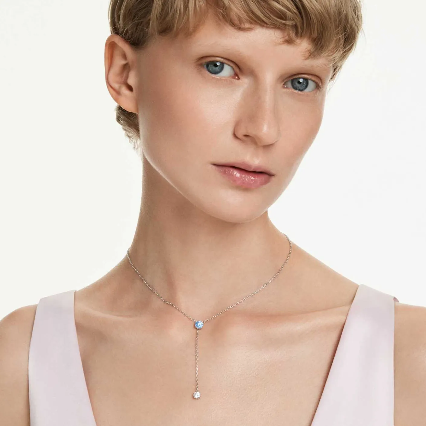 Stilla Attract Y necklace