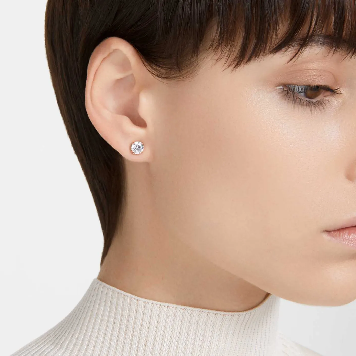 Stilla stud earrings