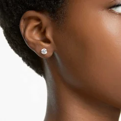Stilla stud earrings