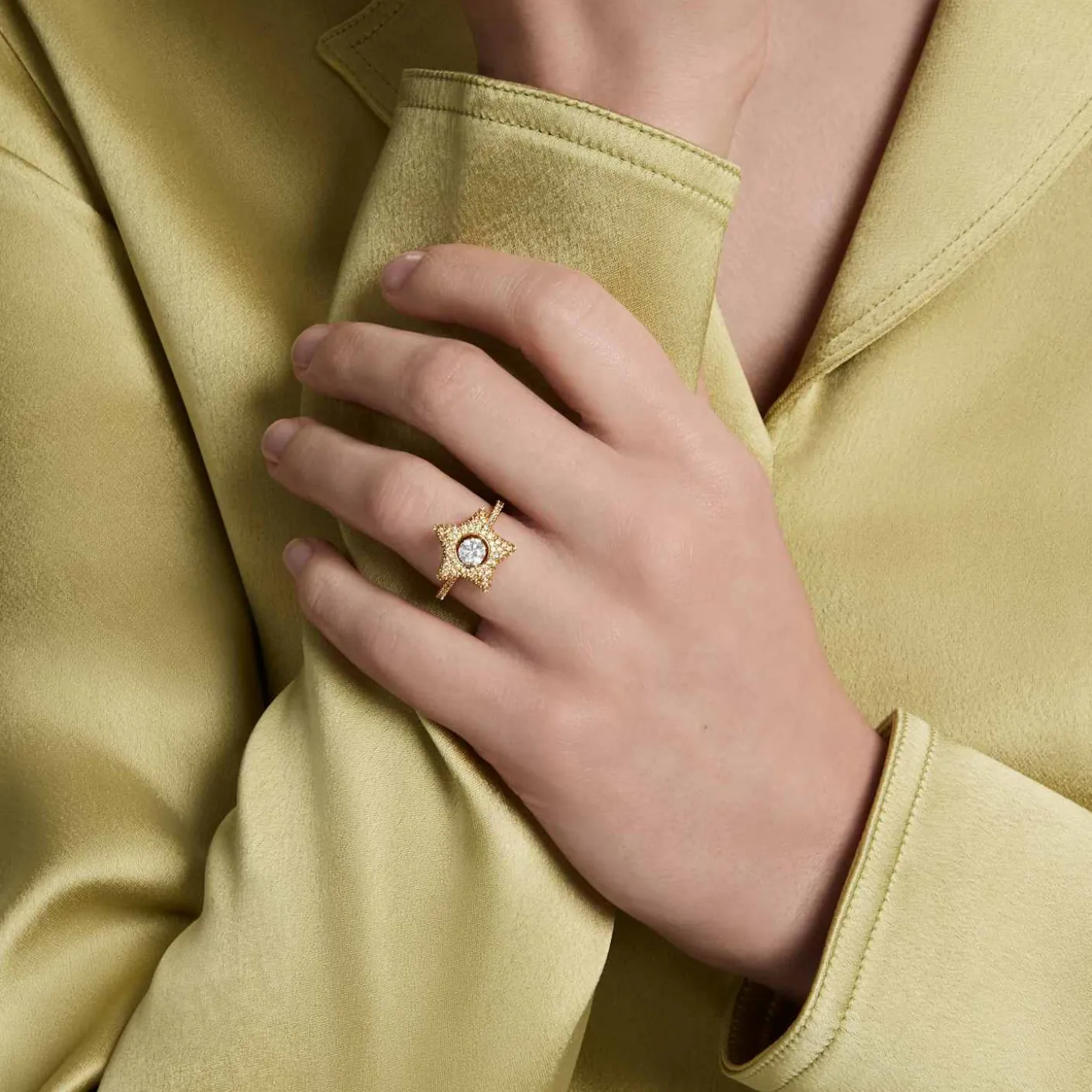 Sublima ring
