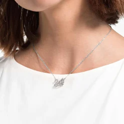 Swan necklace