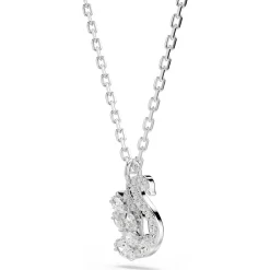 Swan pendant