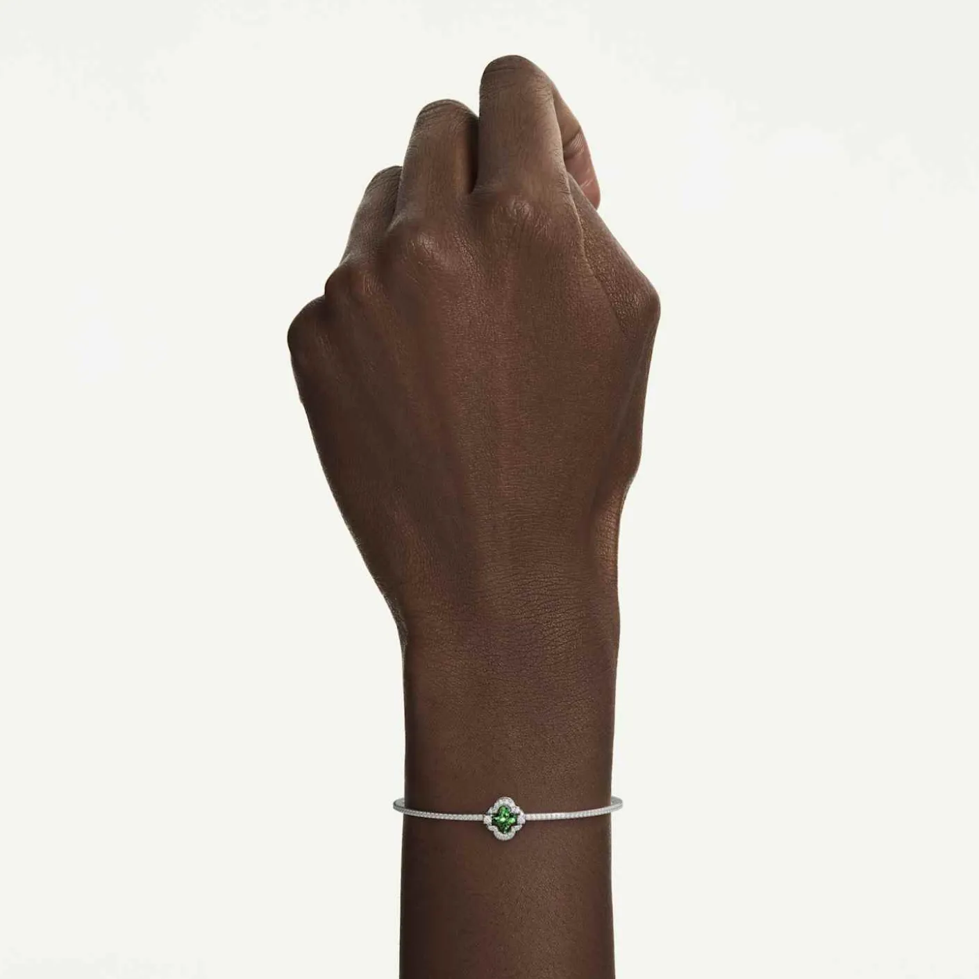Una Angelic bangle