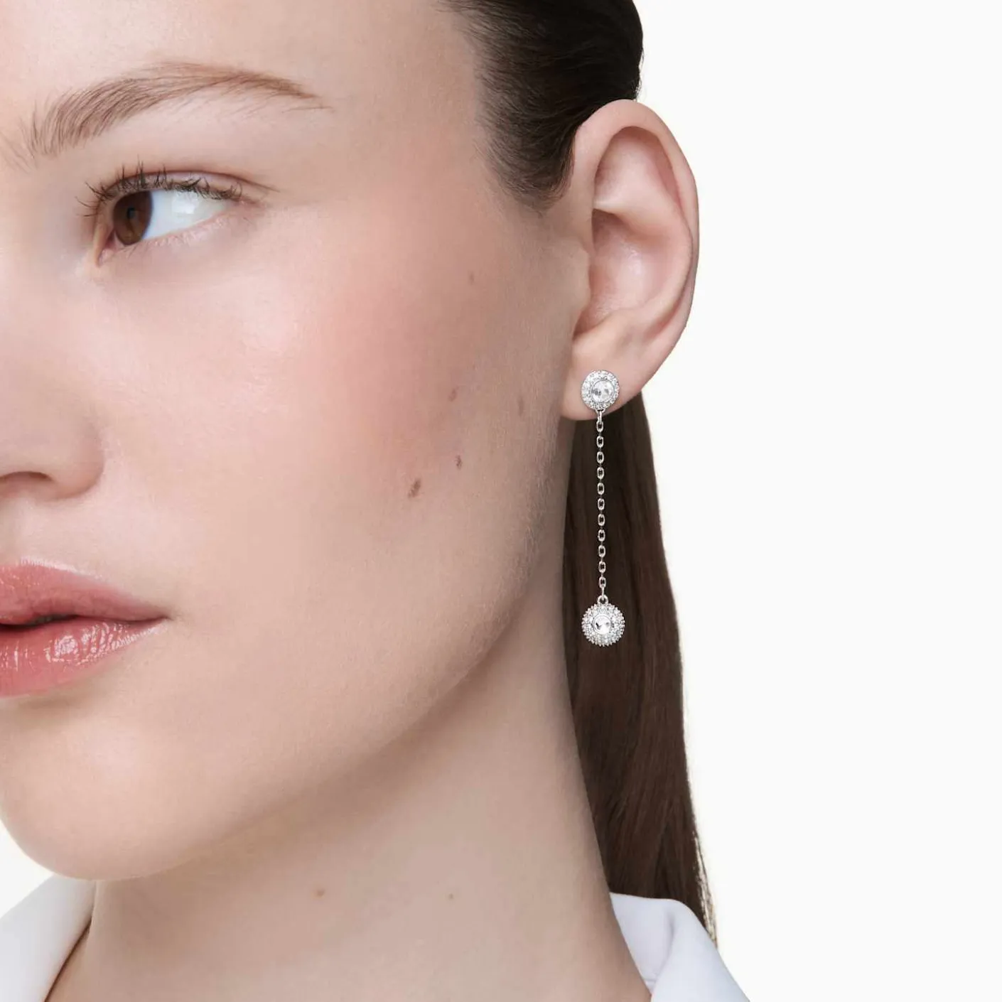 Una Angelic drop earrings