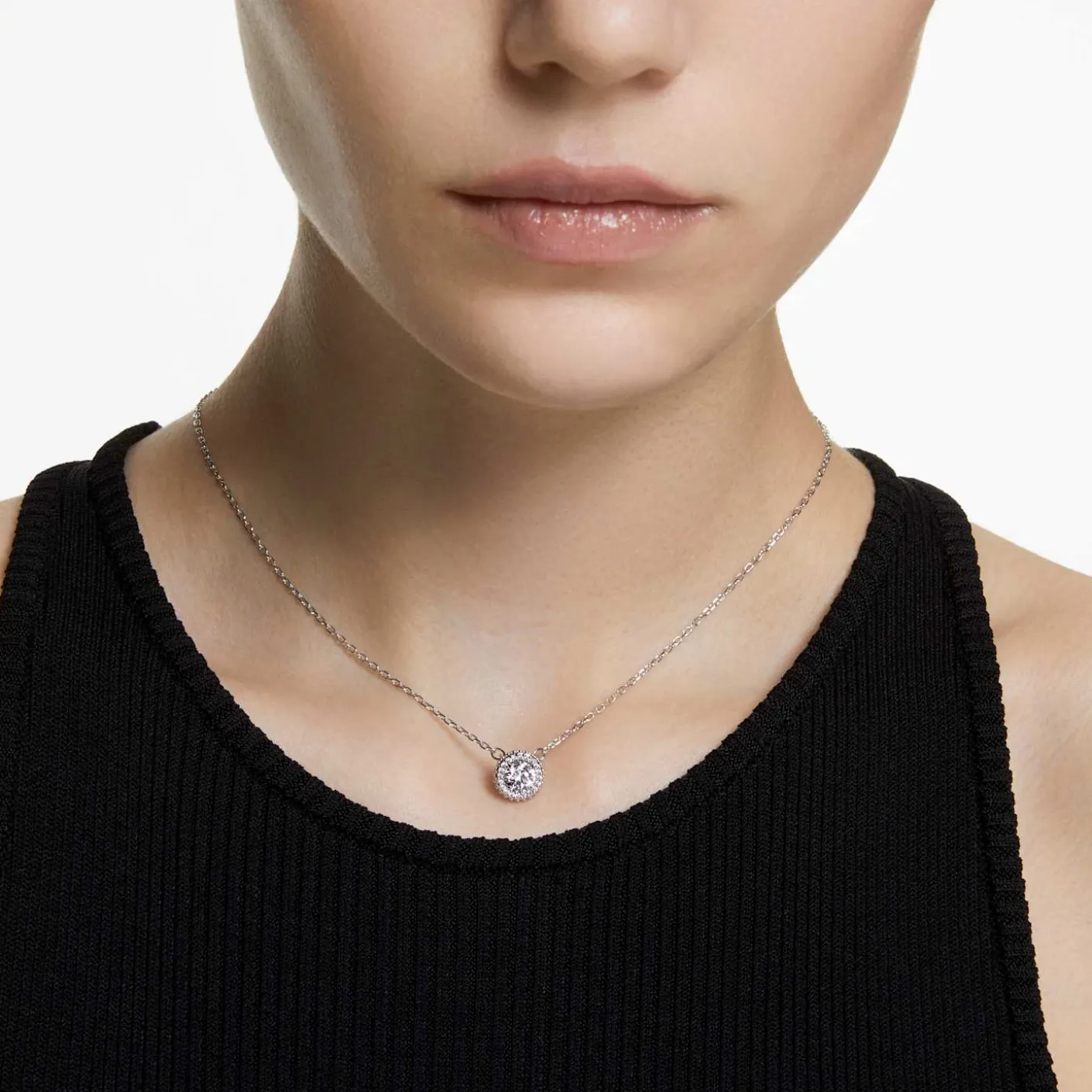 Una Angelic pendant